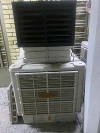 سلام وعليكم مرخصت الادمن عندي هاي المبردة جبتهة للمحل وعزلت واريد ابيع...