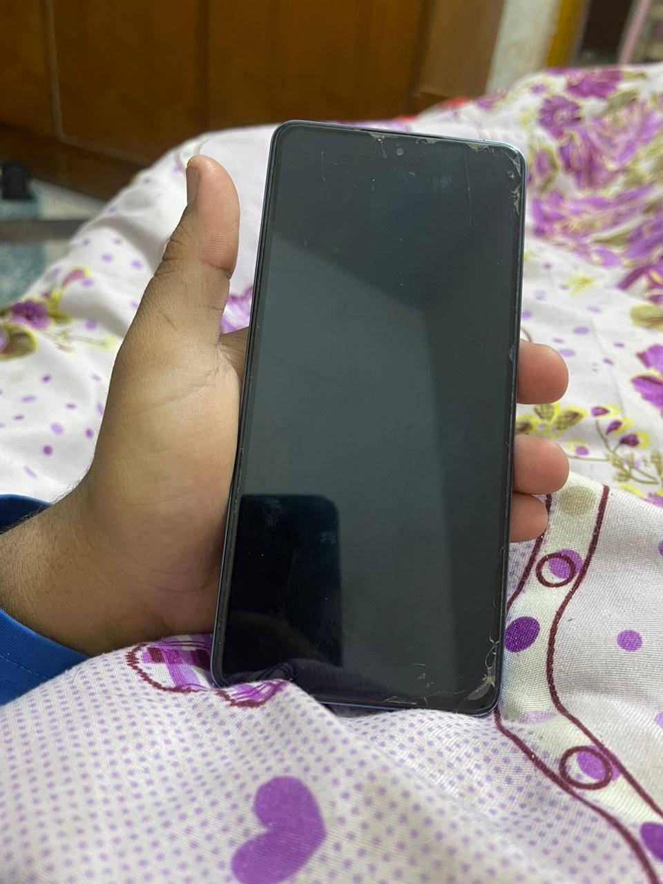 سلام عليكم جهاز السعر 250 لتواصل ***********بي واتساب
