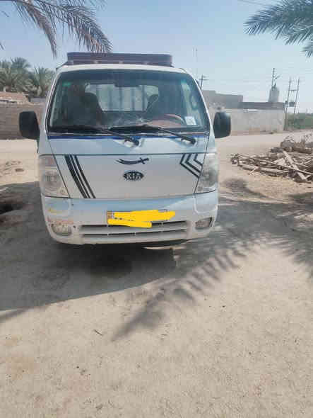 كيا بنگو مديل 2010 سياره مال جناي مرتبه من كلش 
رقم مميز ذي قار انگليزي السياره 2700 
بسمي...ذي قار سيددخيل..***********
