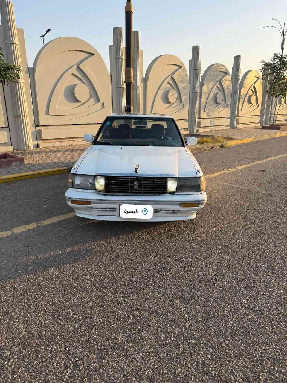 السلام وعليكم هارتوب للبيع 89يسره ابلاد رقم ذي قار انكليزي السياره صبغ قليل بيه غرفه نضيفا كير محرك لا تنقيص ولا تبخير محرك2500 تبريد خلفي ثلاجه خلفيه فتحا 
الرقم ***********مكاني بصره
