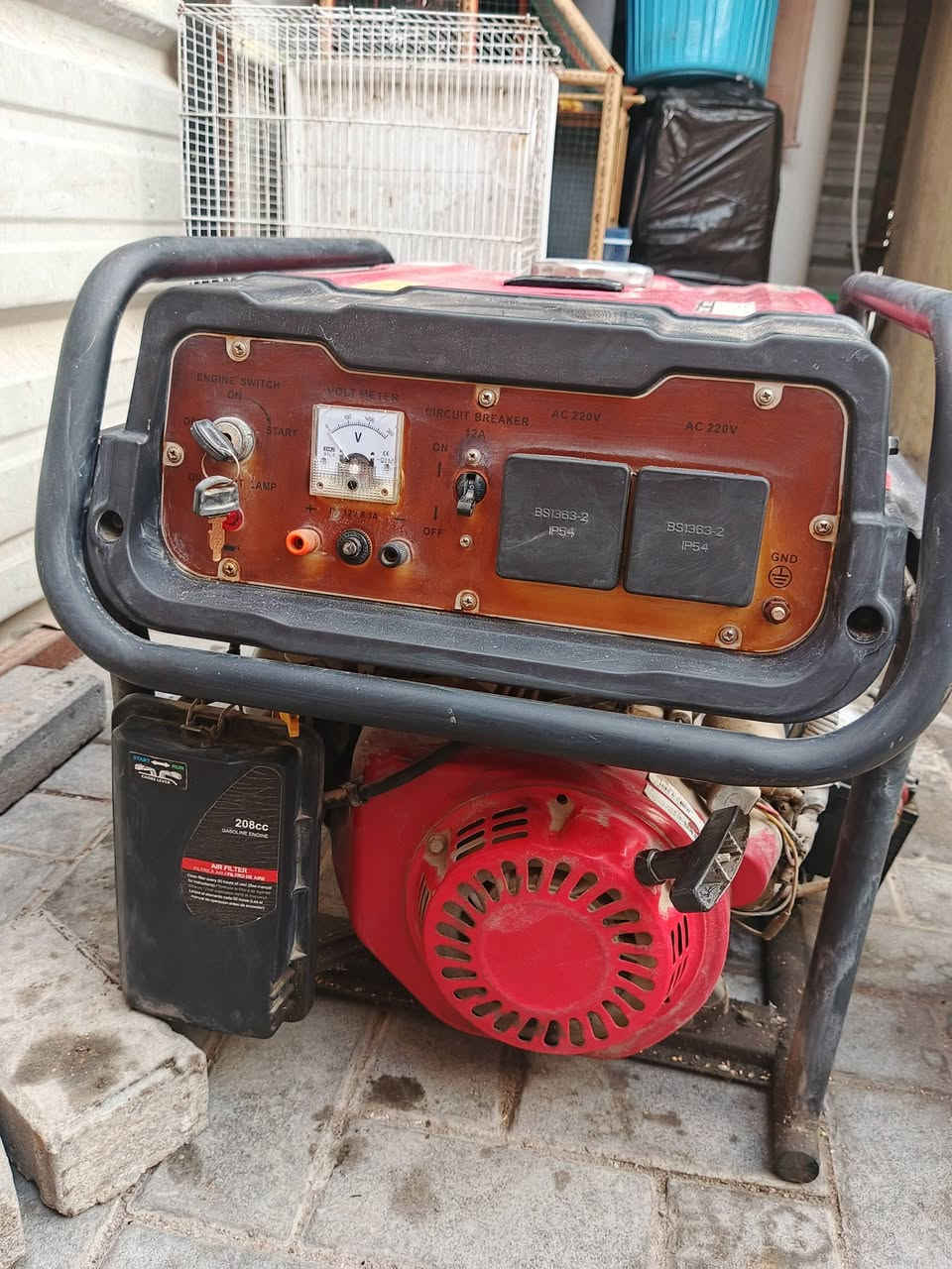 مولد شغال شرط الشغل بانزين 30امبير سعرها بالخاص


**إذا كنت صاحب هذا الإعلان وتريد حذفه لأي سبب، رجاءا أرسل رسالة إلى الدعم الفني**