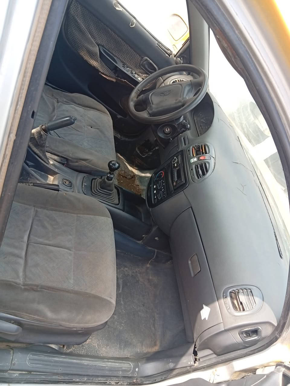 سيارا دايو نوبرا رقم كركوك جاهز كيرمحرك شرط صدر جديد باور كهرباء كوله شغاله فقط تايرات تعبان فقط مراوس اروس بيع سعرها ١٥بي مجال عنوان كركوك *********** تواصل وياهاي رقم
