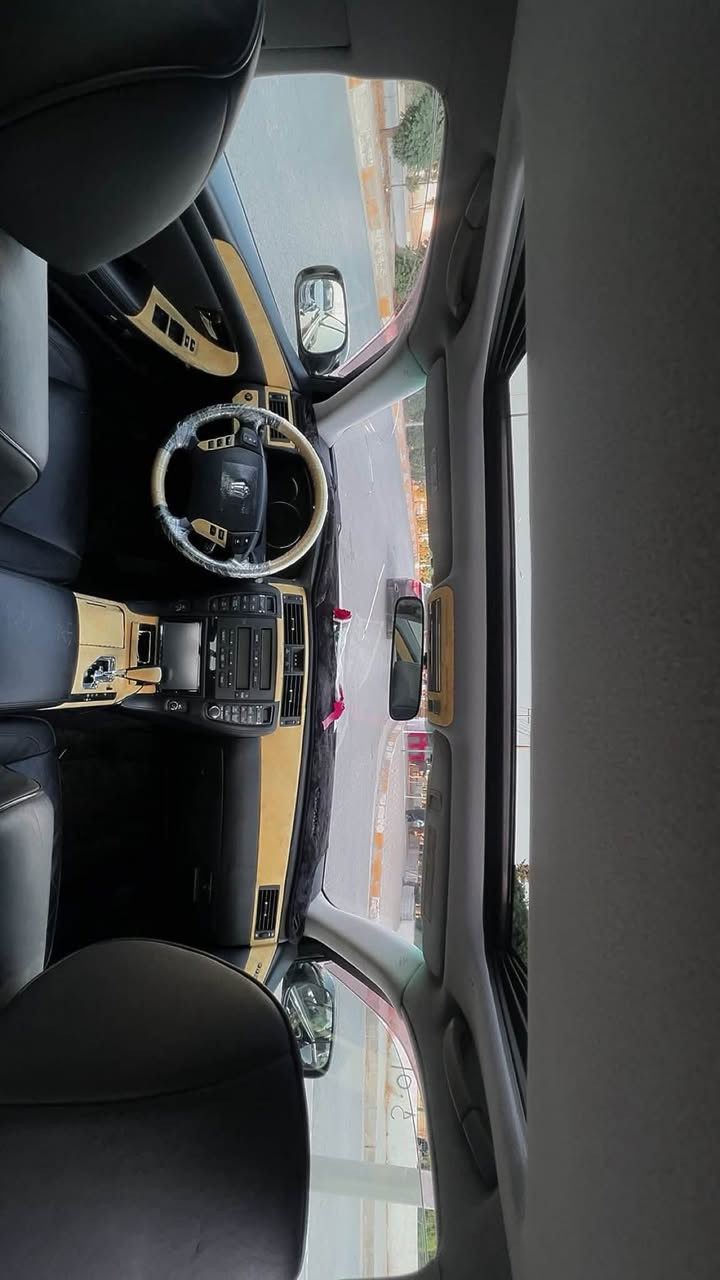 تاقانە بۆ فرۆشتن 
گچکە بە گەورەی 2007
جڵد و هیتەر و سڵاید 
کامل مەسرەف کراوە 
دینگەی ستیلی لۆک ساج شاموای لیمۆی
کوشنەکانی لۆ تەقیوی نیا لە روبەر و جوان تر نەبوو پارەی ریت دەدەمەوە 
گیڕ و مەکینە و تەقە و ڕەقە هەمووی بە شەرتی ١٠٠٠ فیتەر 
بەس شوین موسەکانی بۆیاخە 
GRS 180📦
***********
