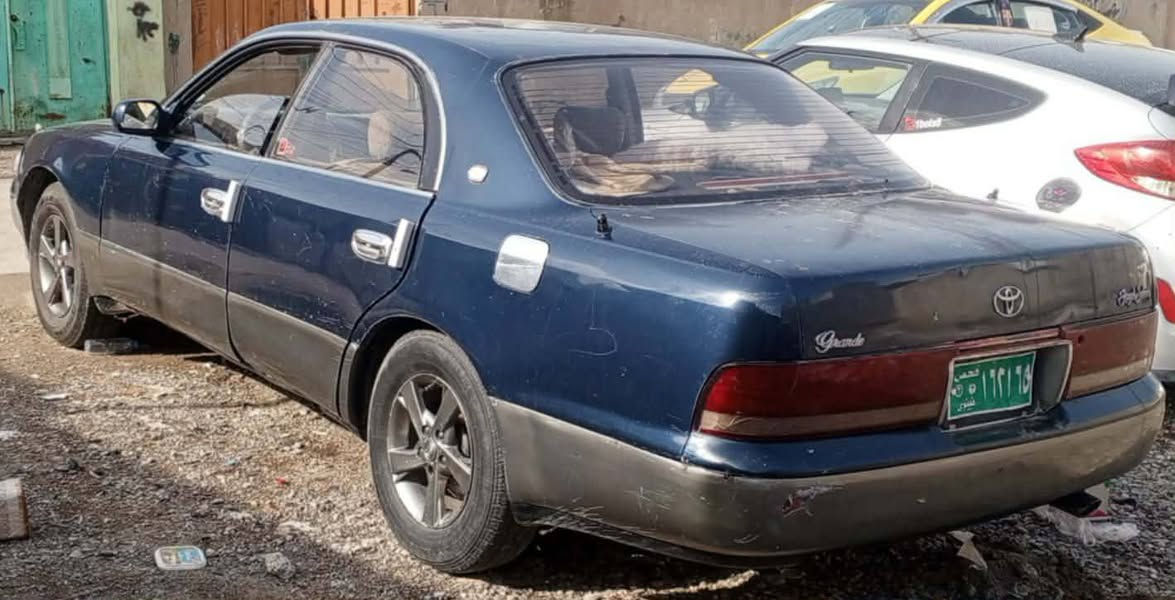 مارك للبيع سياره جاهزه من كلشي
كير محرك شرط طخم امامي وخلفي جديد 
السياره فقط دشبولها تعبان السعر 18ورقا وبيها مجال
مكان السياره الموصل الأيسر ***********
***********
