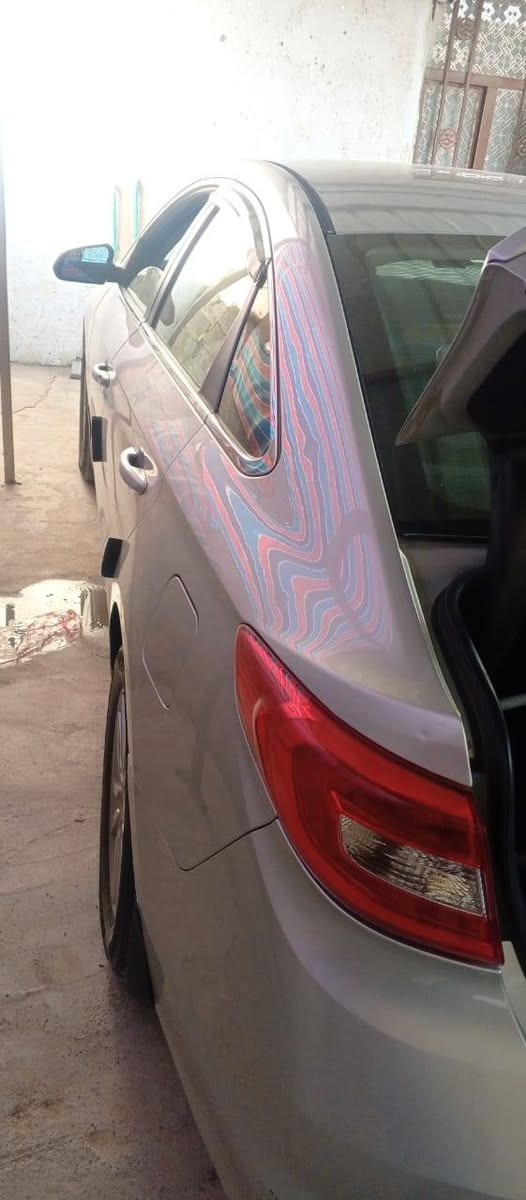 سلام عليكم سوناتا 2016 أمريكي قطعتين صبغ بيه محرك 2400 كير محرك مكفولات تبريد ثلج تخم تاير حداديه جديده المكان واسط كوت سعر 122 وبيه مجال سياره رقم بغداد وبسمي ***********
