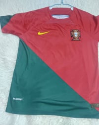 دريس المنتخب البرتغالي • سمول • توصيل