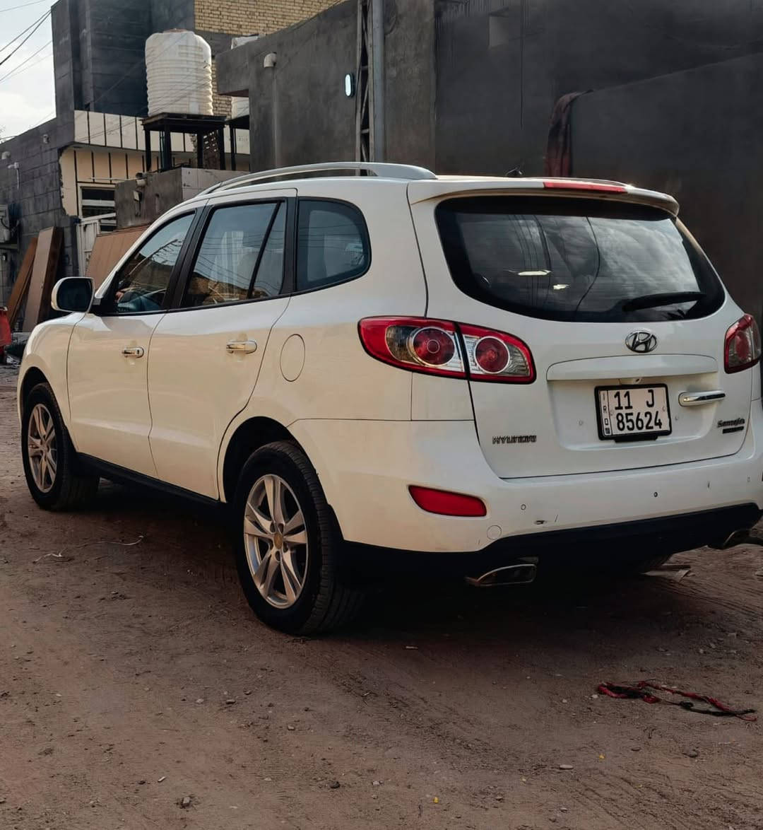 السلام عليكم 

سنتافيا خليجي 2011
مواصفات الشركه العامه 
6 سلندر 
7 راكب 
بيهه صبغ باالجاملغات الاماميه اثر طخات بسيطه بدون دواخل 
سياره كير محرك حداديه تخم تاير سياره جاهزه ما محتاجه اي شي 
مكانهه ناصريه قضاء الرفاعي 

***********
