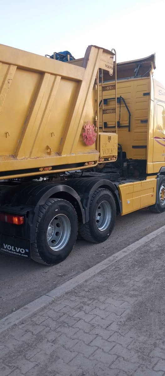 للبيع

من نوع : فالفو 

موديل : 2011

كير : اتوماتيك 

مجموعة شفت

حجم : 460 وحش

بودي : روعه كركوك 

زرعة بودي بدون تعلاوة 32 متر

سعر :  575$

سياره كير مكينة شانصي قمرة كفالة عامة سيارة جاهزة جوة شغل  

موجود في كركوك في معرض رافدين المركزي 
عنوان// كركوك شارع مطار مقابل جسر حزيران 

للأستفسار أتصال على الأرقآم

***********

***********
