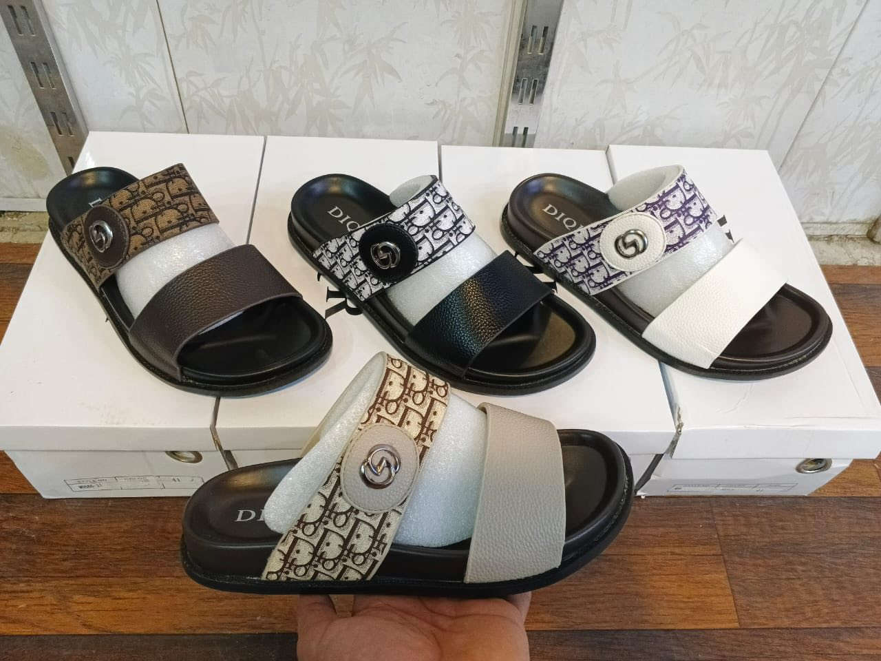 السلام عليكم الاستفسار على الخاص أو على واتساب ***********
