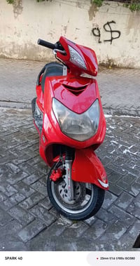 سكنس للبيع ماكينه ناعمه سعرها 650 وبيها مجال 07766294220