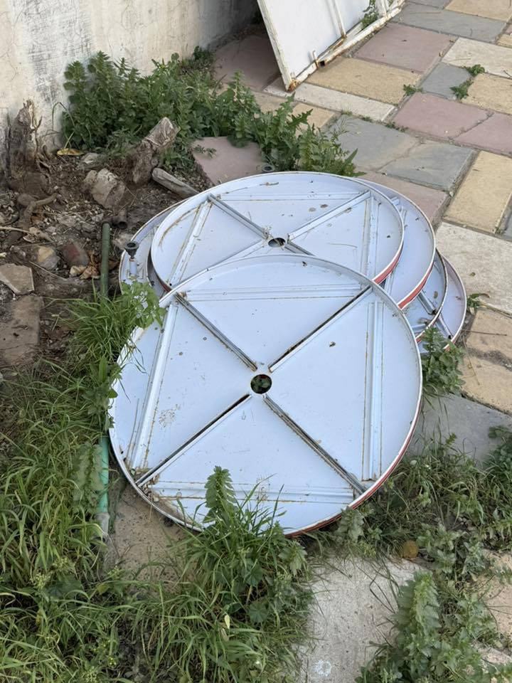 رفوف سفينة للبيع الحجم ١٠ متر نضافة ٦٠٪؜ للاستفسار: ***********
