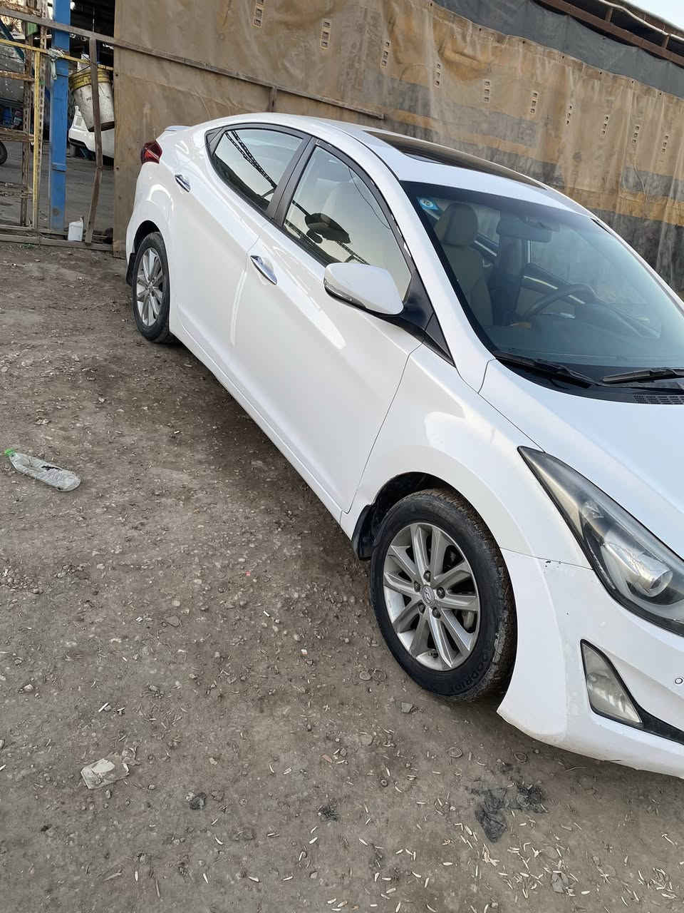 السلام عليكم النترا ٢٠١٥ مكفوله كفاله عامة 
رقم بغداد باسمي رقم وهزه جديدات 
السعر ١٣٣ وبيها مجال حك الجية 
للتواصل ***********
