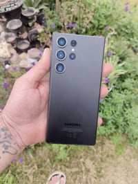 S23 الترا • ٢٥٦ • شاشة مبدلة