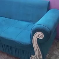 تخم • ٥ مقاعد • نضيف