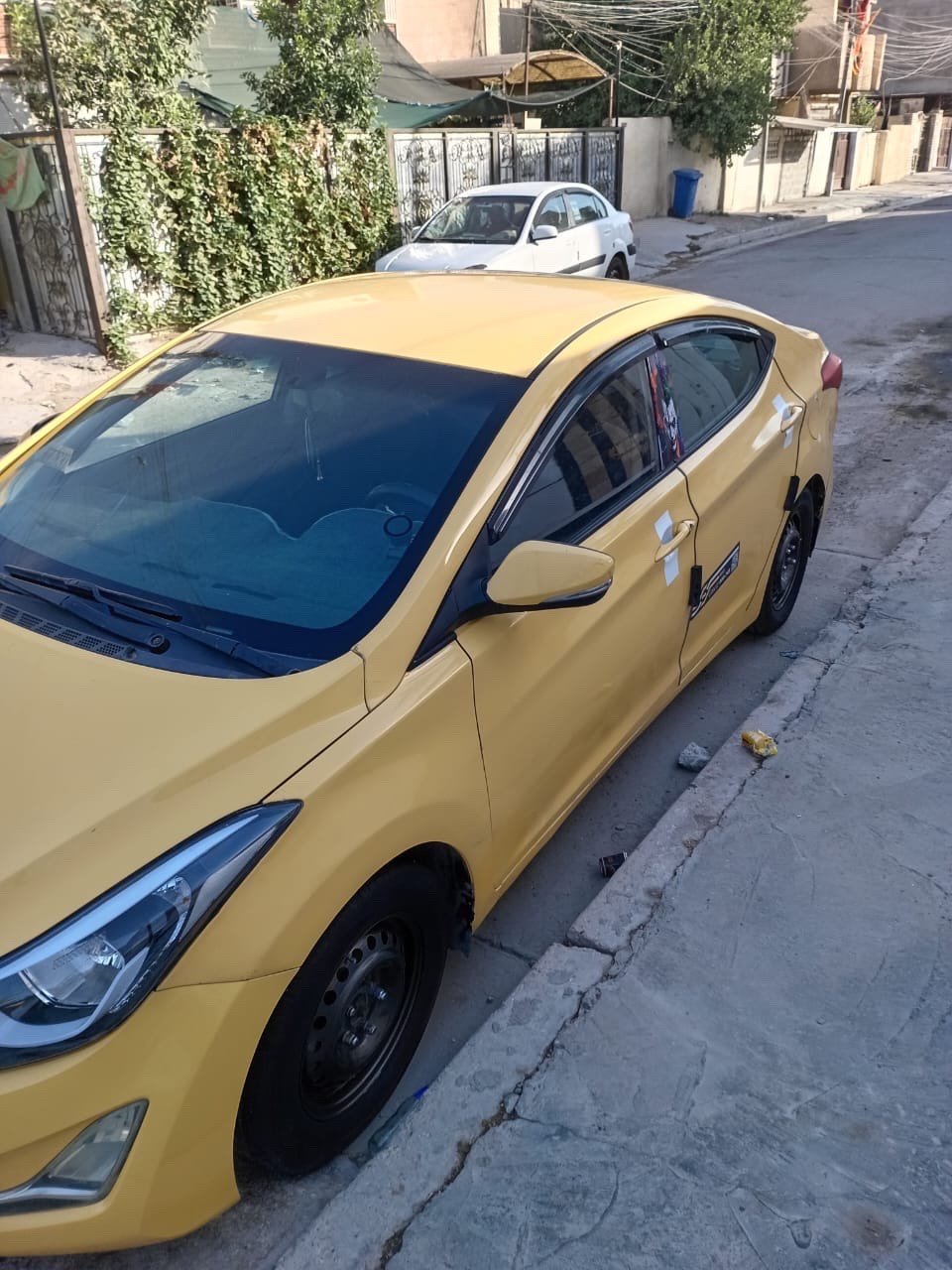 السلام عليكم (للجنايه فقط)

النترا 14محدثه16 خليجيه بيها جاملغ امامي وجاملغ خلفي تعمير وبنيد مبدل السياره مثل ماموضح بصور قبل سبوع خسفت عندي الجنطه ابيع ع حطتها محرك 1600رايدها ب90وبيها مجال بأسمي السيارها