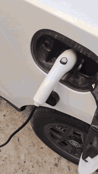 سلام عليكم  تم عمل بورد الى احد الاخوه في منطقه 14تموز ساحه عدن
نظام ايرث وقفل فولتيه وتحكم امبيريه 
*********** واتساب مكاني بغداد
