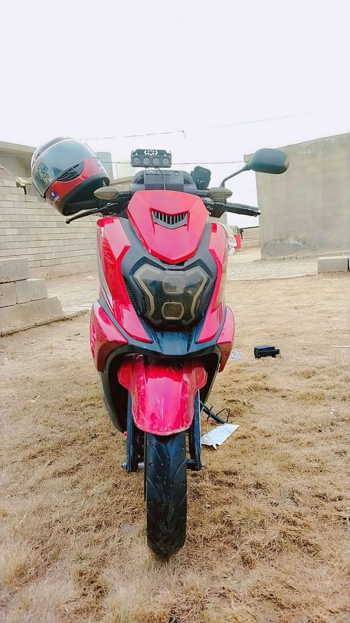 موطور للبيع MATRIX  2025 الموطور جاهز من كلشي ما علي نقص  شغال واقتصادي وفول الفول اي استفسار رقمي***********
