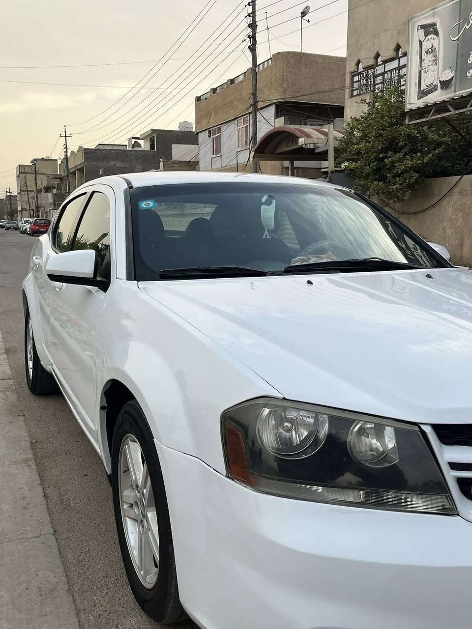 السلام عليكم
للبيع دوج افنجر ٢٠١٢

رقم بغداد بأسمي 

كير محرك نضيفات 
تبريد تخم تاير 
ماشيه ١٢٢
شاشه جبيره 
كشن كهرباء 

لايت زنون 

ملاحضه السونر مرفق بلمنشور 

السعر ٨٧وبيها مجال 

مكاني بغداد حي الاعلام 

***********
***********

