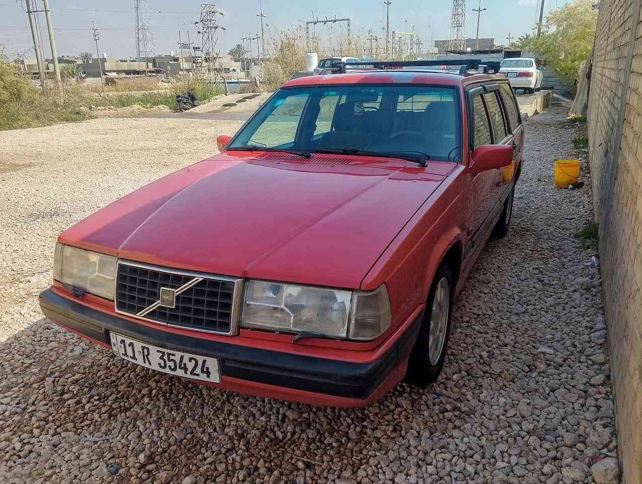 سلام عليكم ڤالڤو 940 موديل 91 مكينه وگير جدد صڤر چاچ حداديه جديده تخم تأير وتخم ويل كب جديد تبريد ثلج غرفه جديده اربع بطاين صاج باتري جديد مكفوله من الضربه والصبغ شباچ مربعات عتب نفخ مطريات رقم بغداد انگليزي مداور مباشر سنويه جديده ريمون سنتلوك مكفوله من الخياس العنوان بابل الكفل ***********
