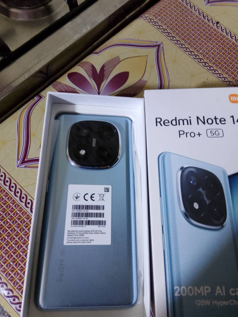 ريدمي نوت 14برو فايف جي بلاس ذاكرة 512 كيكا عشوائية 16 كامرة 200 ميكا فسكل غير مستعمل نهائيا وغير مشحون بتاتا نسبة البطارية 100مكاني بغداد مدينة الصدر موبايل *********** بغداد, العراق
