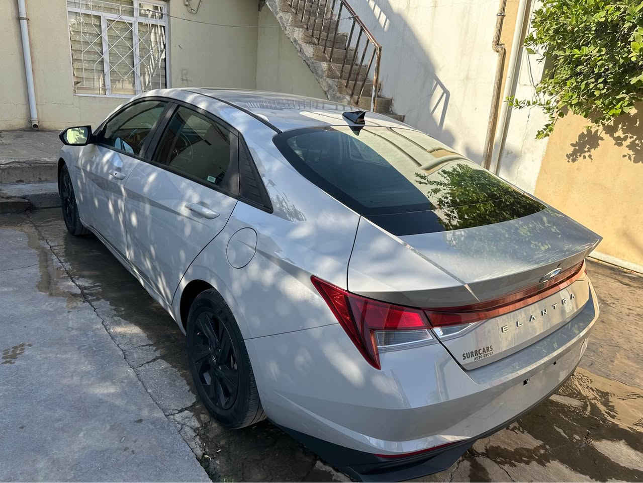 النترا ٢٠٢٣ سلايد بصمة تشغيل عن بعد ابواب بصمة كشنات تدفئة رادار بريك بصمة تحديد مسار ضرر بنيت وجملغ سايق صبغ بدون دواخل وارباك استيرن سستم بلادي وبيها ثلاثة قطعة صبغ امريكي باقي كلة بشرط كيرو محرك كهربائي بشرط رقم كاتي مؤقت 
مكان اربيل *********** واتساب 
دوو پارچةى بوياغة ٣ پارجةشى بةخى امريكاية شوين هةولير ژماره كاتيه أربيل, العراق
