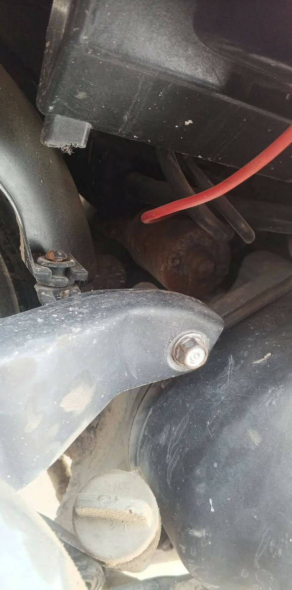 سلام عليكم 
بوليس نوزل مسطرة موديل 2013 كفاله عامه بلاديه كفرات بلاديه ختم واحد ويه المكينه مكان بابل حصوه للاستفسار
***********
