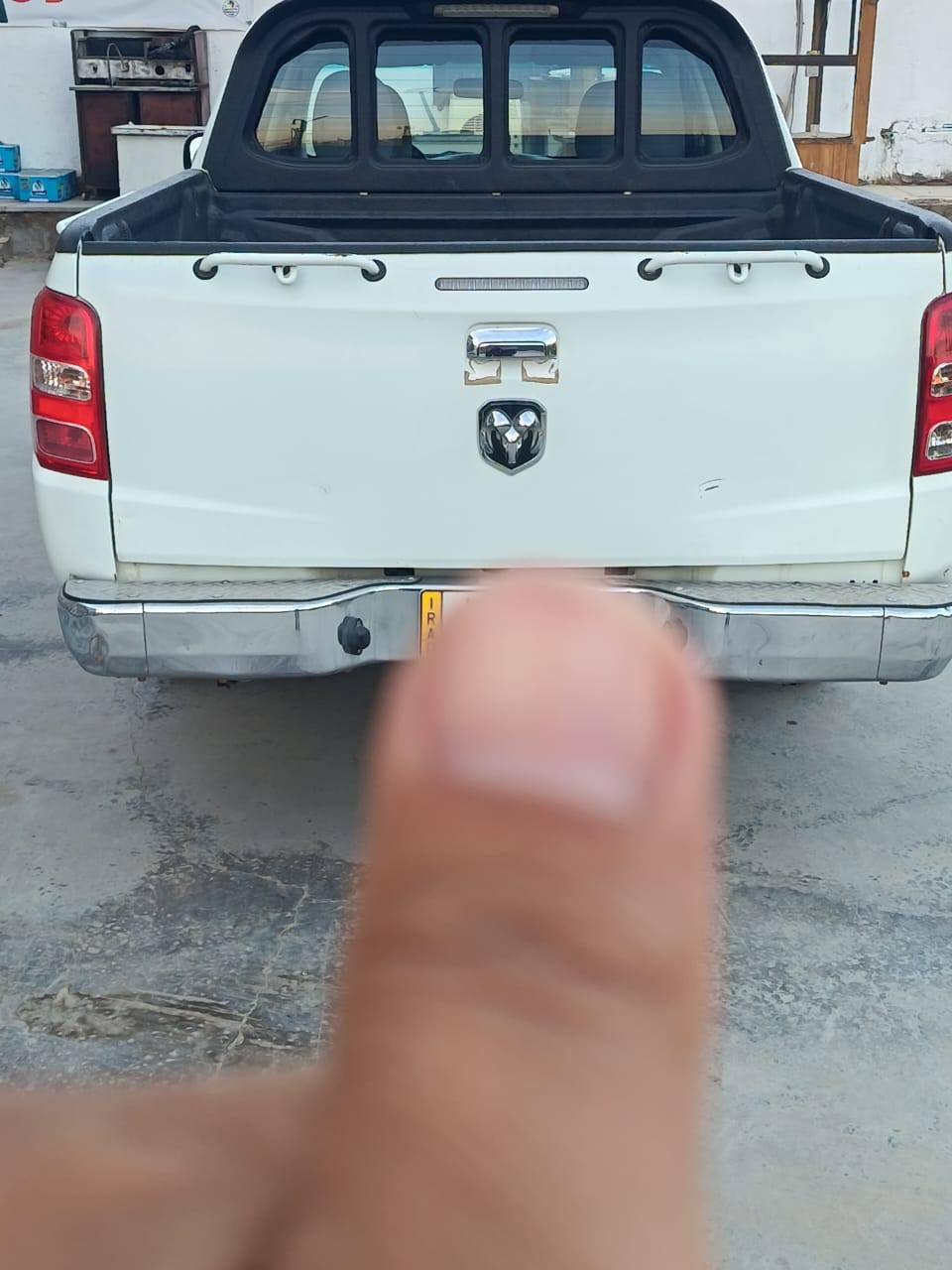 دوج رام 2017 ياباني رقم قادسية الماني  مكفولة ماعدا بارد اقل الشبر بالبنيد السيارة وضع الشركة البلادي تخم تاير جديد تبريد مكينة كير كله مكفول 
كير عادي تحويل مباشر 
مكلف بالنشر الاستفسار الاتصال بالرقم 
***********
***********
