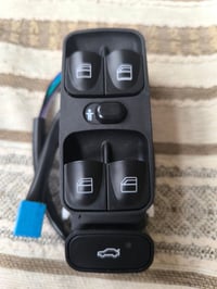 قطعة مارسدس • قطع غيار • توصيل