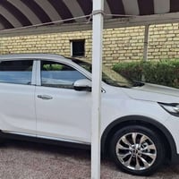 سورنتو ٢٠٢٠ • ٦ سلندر • ٤٤ الف