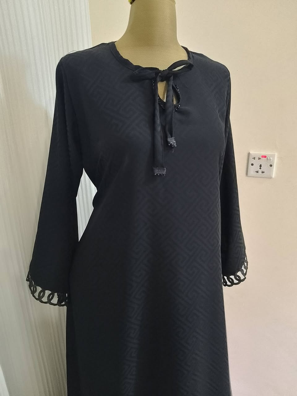 ✨ الملكة دزاين للخياطة والتفصيل ✨

نحوّل أفكاركم إلى تصاميم أنيقة ومميزة 💜
خياطة نسائية، تعديلات، وتفصيل بأدق التفاصيل وبأجمل اللمسات.

✔️ جودة في العمل
✔️ دقة في التنفيذ
✔️ أسعار مناسبة،نجهز جمله ومفرد 

للاستفسار والطلبات: 📞 ***********
