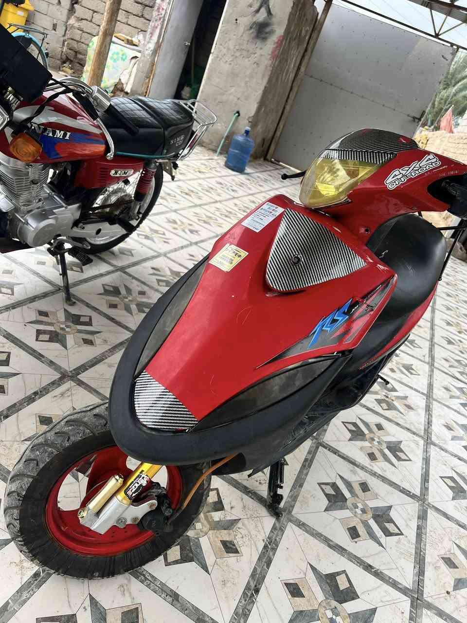 سلام عليكم ماكس عدله شلعه ومعدل نكره سلف صالنصه رياضي محرك مفتوح ولفات لا دخان ولا تنقيص مكان دوانيه دغاره سعر ٣٧٥ وبيه مجال لطيبين ***********
