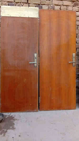 سلام عليكم سيت بيبان خشب تسكام جدد العدد 5 للبيع المكان نجف السعر ولستفسار على هاذه الرقم ***********
