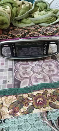 من رخصت الادمن شاشة سيارة سيرنتو شغالة السعر 75 هذا رقمي 07721205471