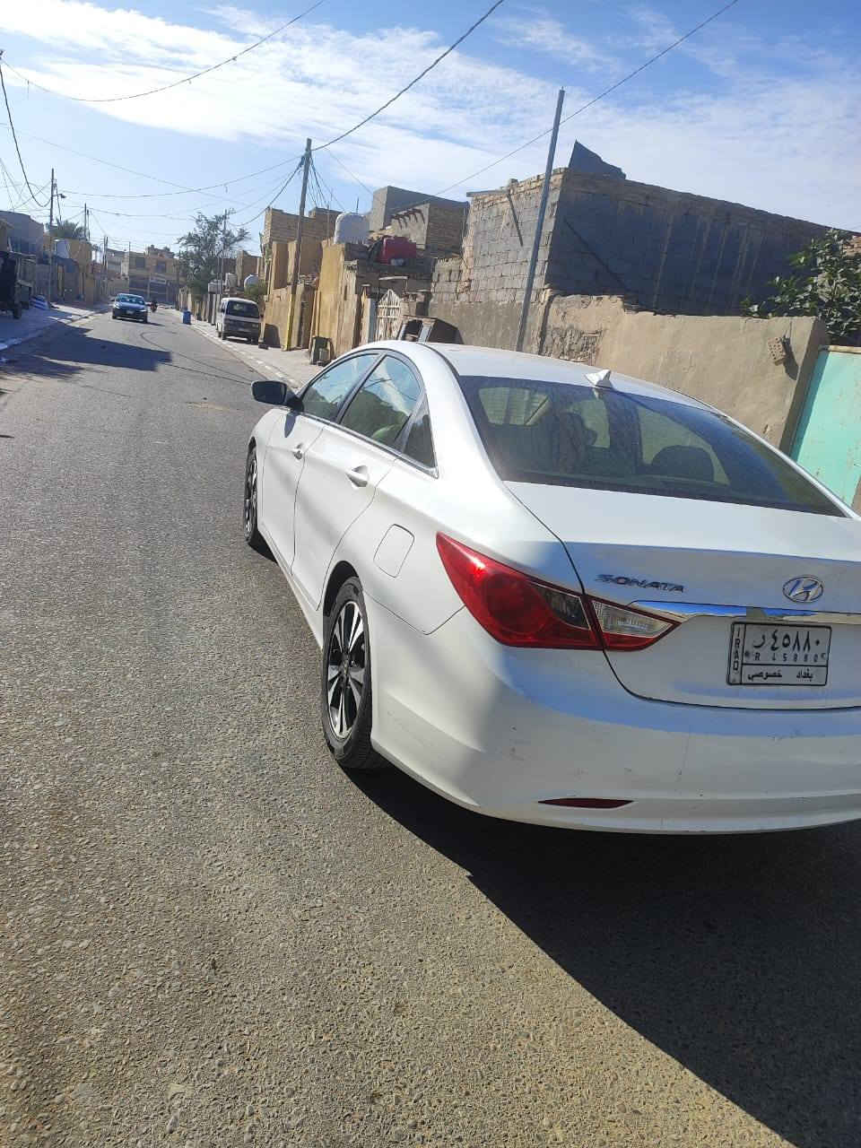 سلام عليكم 
سوناته مديل 12 امريكي رقم بغداد 
شرط التحويل مكينه وگير خير من الله السياره بيه تعمير كتاب الفحص بالمنشور مكانه كربلاء السعر 90وبيه مجال 
***********
***********
