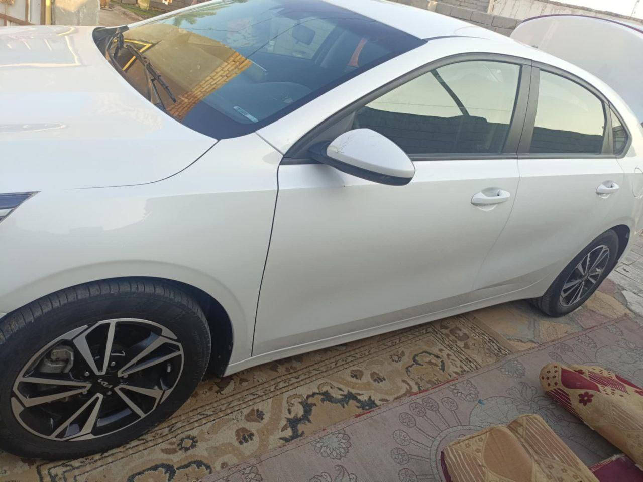 سلام عليكم فورتي مديل 23 ماشيه 40 ألف محرك دوش سياره ع وضع شركه سياره بيه جاملغ وبنيد وبيه باب مال صدر راجع عليه جاملغ سياره مكفوله من ضربه القويه بدون دواخل برانكيتات سليمات شاشه بلادي تغير مسار تبريد تفه شغال تايرات جديد حداديه 100/ 100 سياره مكانه ذي قار سوق شيوخ سعر تصل وبيك خير وتدلل ***********
