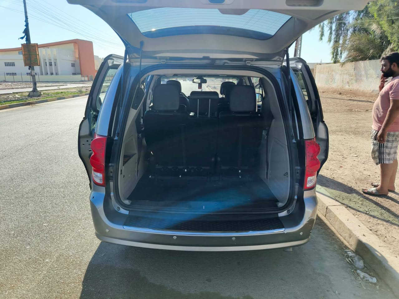 دوج كرفان موديل 2019 محرك 3600رقم بغداد سنويةبأسمي ماشيه59بوب كهرباءوكشن كهرباء السعر 148الاتصال على هذا الرقم ***********
