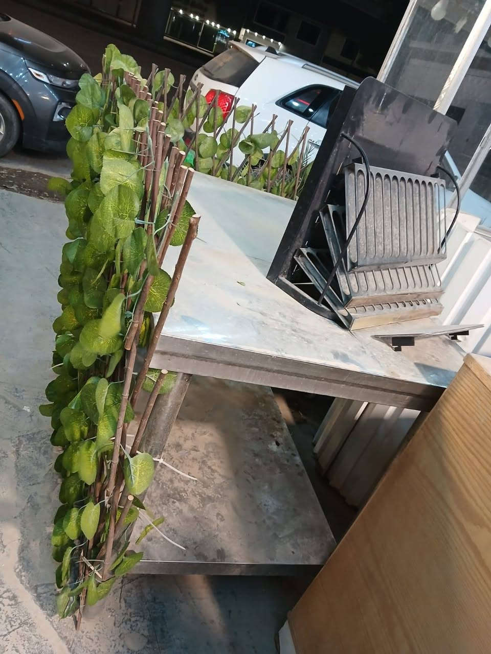 كراسي قنفه زوج السعر ٣٠ الف 
ميز عدد ٢ سعر الواحد ٢٥ 
كراسي عدد ٧ سعر الواحد ٥ الف 
سبوره قياس ١٢٠ في ٢٤٠ السعر ٧٠
غرفه نوم ٥ قطع السعر ٢٠٠ 
تخم ١٠ مقاعد السعر ٢٠٠ بي مجال 
كاونتر٣قطع السعر٢٠٠بي مجال 
ميز بلازمه السعر ٢٥ بي مجال 
ميز طعام يتكبر ويصغر مع قنفه وكراسي ٤ السعر ٧٠
فرن ماركه السعر ٦٠
سنك السعر ٦٠ 
كاونتر ملحق السعر ٧٠
ميز دائري السعر ٤٠ 
ميز دائري فورميكه السعر ٥٠
ميز يتكبر ويصغر مع ٤ كراسي لون اخضر السعر ٦٠
ميز مكتبي السعر ٥٠ 
مرشحه السعر ٤٠
ثلاجه حجم ١٤ السعر ١٥٠
طباخ منضدي السعر ٥٠
تخم قنفات ٨ مقاعد لو اخضر السعر ٧٠
كنتور ٤ بيبان السعر١٥٠ تركي
عربانه منقله ٢٥٠ 
عربانه عرض المشاوي ٢٥٠
ميز حديد مال مطاعم السعر ٥٠
تانكي نفط ٣٥ لتر ب ٢٠ الف 
للتواصل ***********
