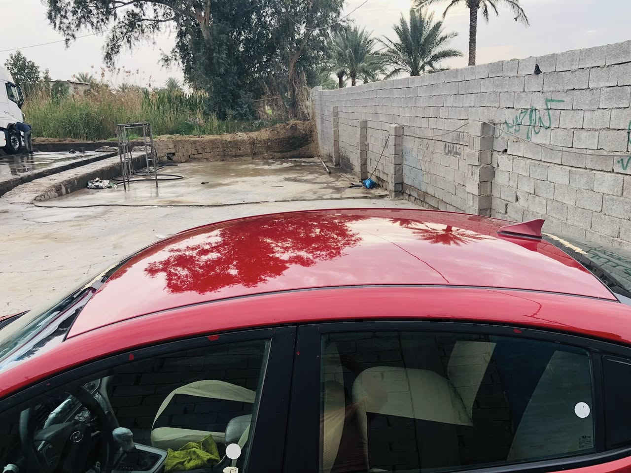 السلام عليكم 
للبيع الانترا 2017 السياره بيه ٣قطع بدون دواخل 
السيارة خير من الله المكينه مكفوله من التنقيص 
الكير خير من الله صدر جديد رقم سليمانية الجديد 
سنويه لل2029 
السعر 119وبيه مجال العنوان واسط العزيزية 
للاستفسار الاتصال على 👈*********** غير متواجد على الفيس والواتساب
