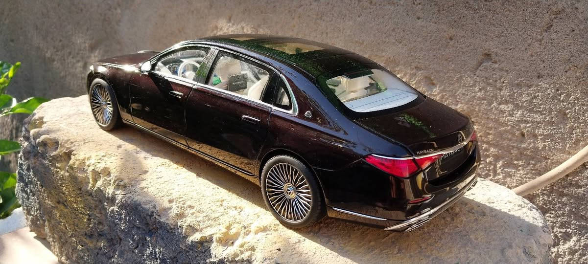 السلام عليكم ❤️❤️❤️❤️❤️❤️
مارسيدس 
شركة نوريف 
حجم 1:18
❤️❤️❤️❤️❤️❤️


**إذا كنت صاحب هذا الإعلان وتريد حذفه لأي سبب، رجاءا أرسل رسالة إلى الدعم الفني**