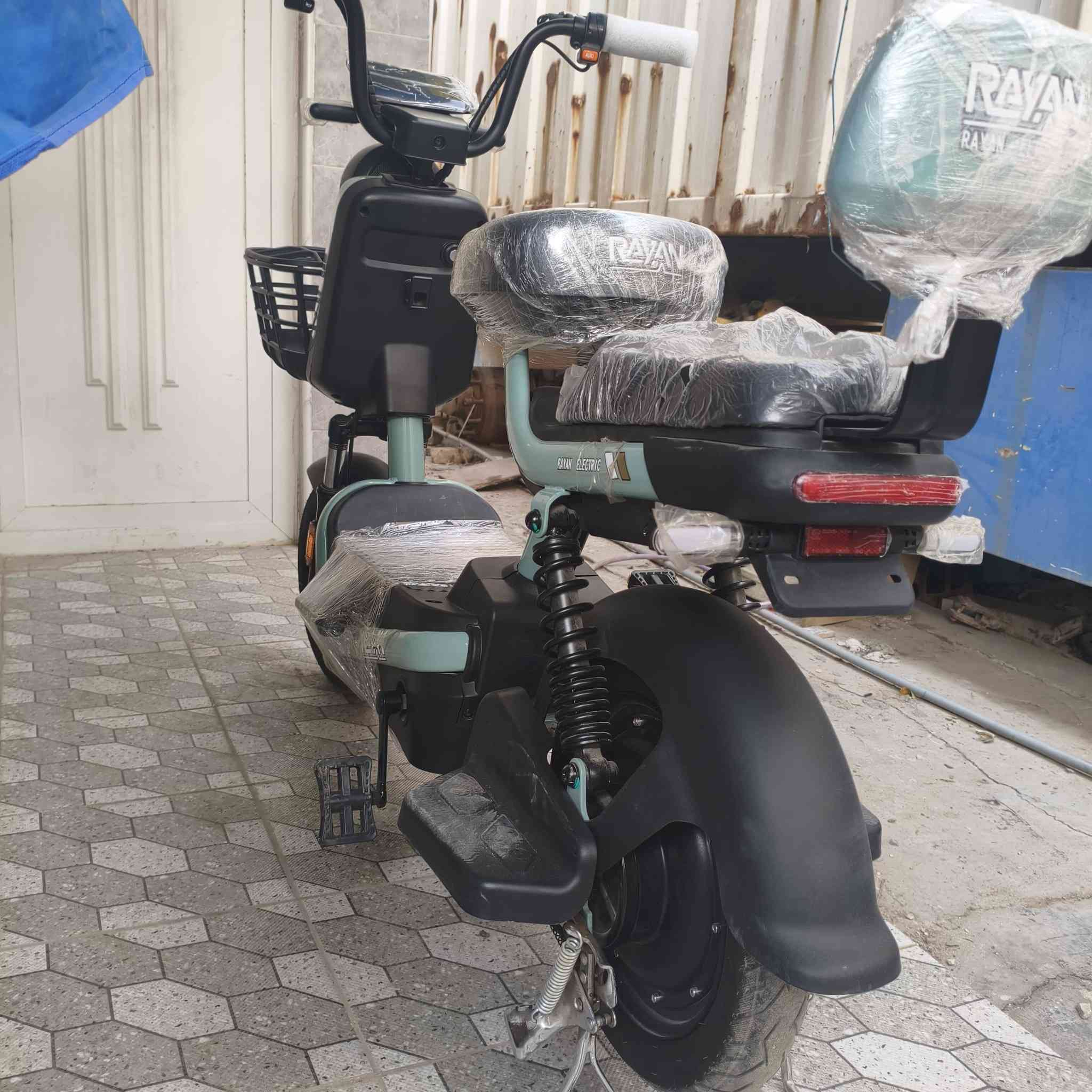 السلام عليكم للبيع دراجه شحن جديده جدا حجم 14 شركه الريان وع الفحص السعر 325 بيها مجال . الاستفسار الاتصال ع رقم .***********
