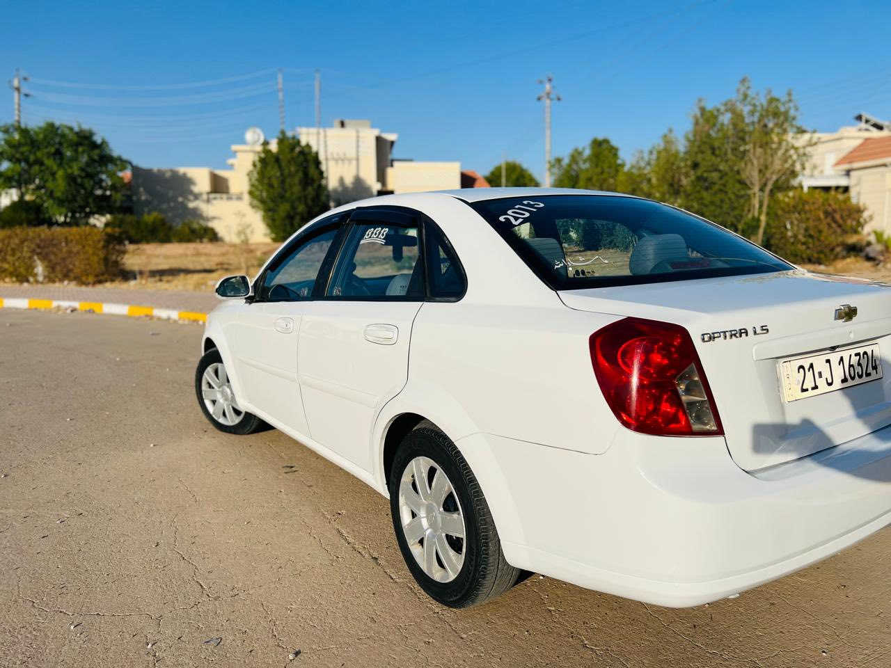 سلام عليكم 
 أوبترا ٢٠١٣رقم سليمانيه الجديد باسمي
بدون صبغ 
كير ومكينه بشرط بدون صرف وبخار (مكينه مفتوحه من فوك فقط )
سياره جديده وعلى وضع الشركه مابيه نقص برغي وبعد احلا من الصور📷سياره
 بدون صبغ  
سعرها ٩٨ وبي مجال 
***********
