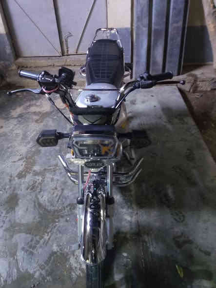 سلام عليكم موجود دراجه سونيك 5كير ( بدون سلف)وصلت 875
عندك زود اتفضل مراوس  حسب لقناعه 
***********
