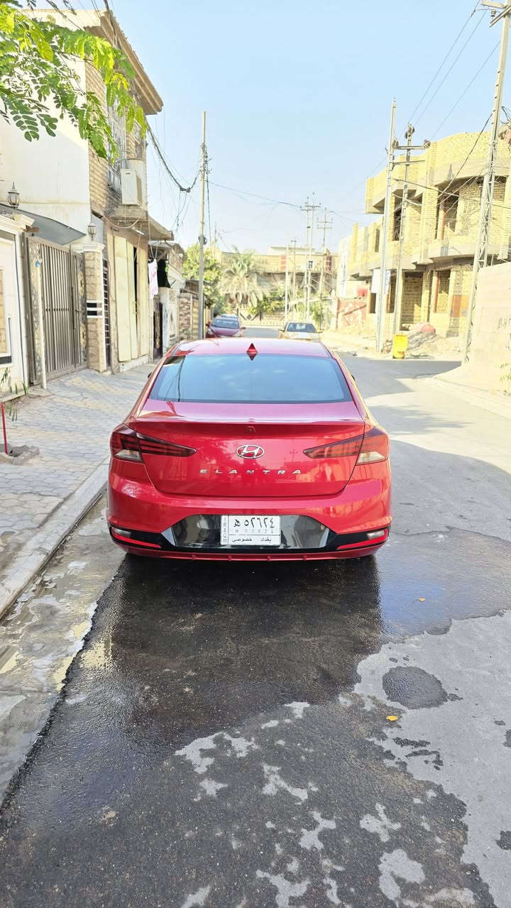 النترا 2020 سياره نص فول 
رقم بغداد مشروع وطني
كيرAT
سياره مانقصه اي شي ماشيه 85
سعر 135
مكان كربلاء طويريج للستفسار لانتصال عل ***********
