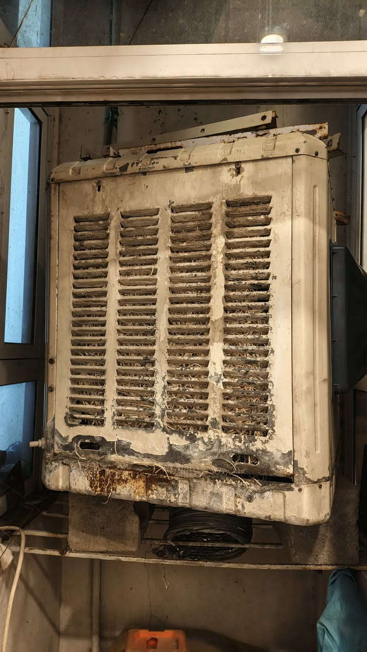 أغراض نضيفه للبيع مجمده مبردات 2 طباخ
للستفسار رقم ***********
