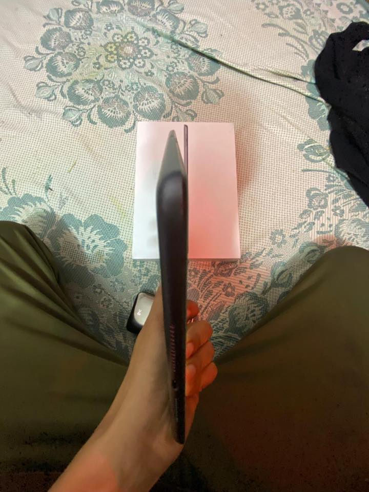 سلام عليكم ايباد 9 ذاكره 64 60 افريم ببجي الايباد نضيف مكفول كفاله عامه ومابي ولاشخطه نضيف ماداخل صيانه تجي انته وتشوف بعيني الايباد غراضه كامله كارتونه ول شواحن الايباد مكفول من كلشي رايده امراوس ابايباد شاومي باد 7 عنواني السماوه القشله وقمي واتساب ***********
