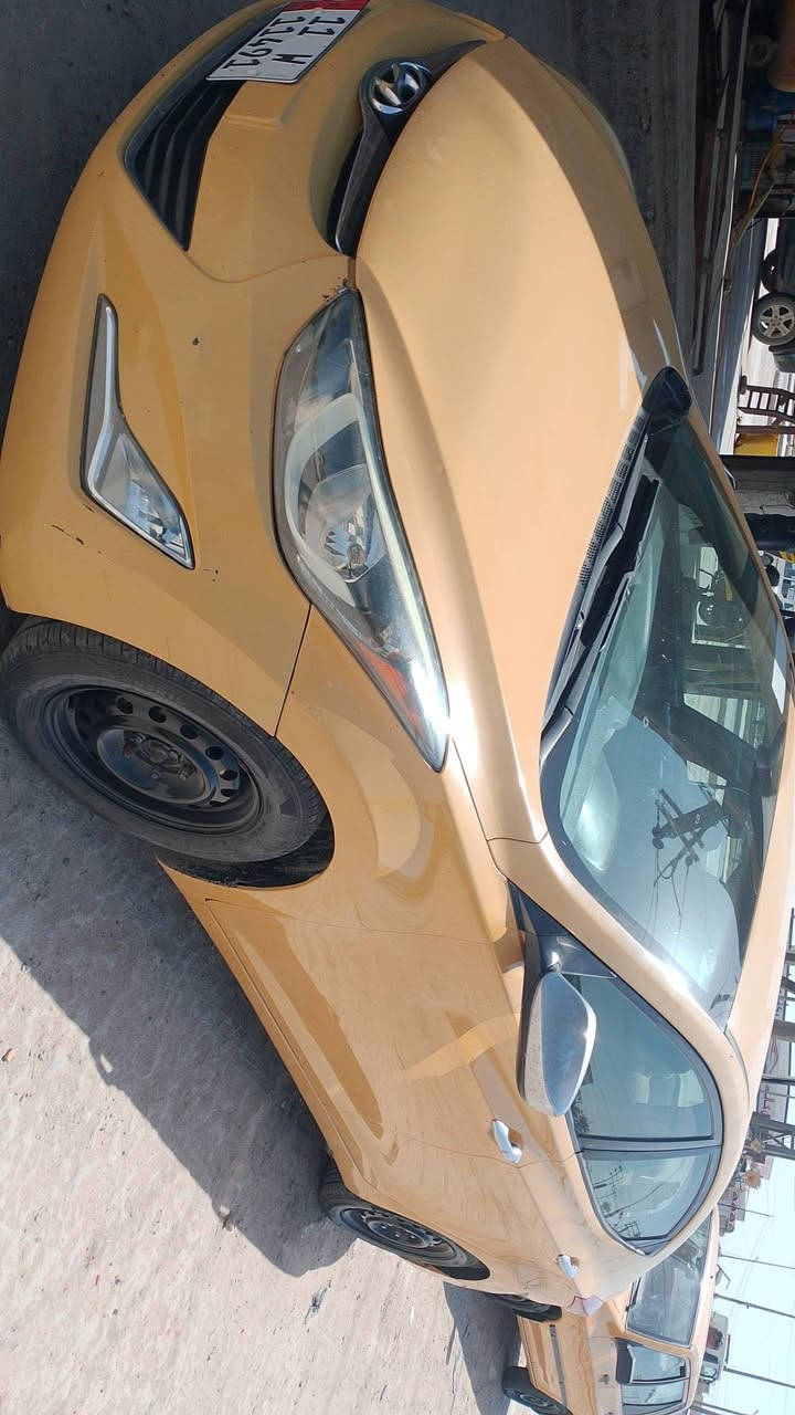 سلام عليكم النترا موديل 2014 واريد امريكي بيهه قطعتين باب بدون دواخل والباقي ليبل  مكاني ديوانيه سعرهه 100وبيهه مجال قليل ***********
