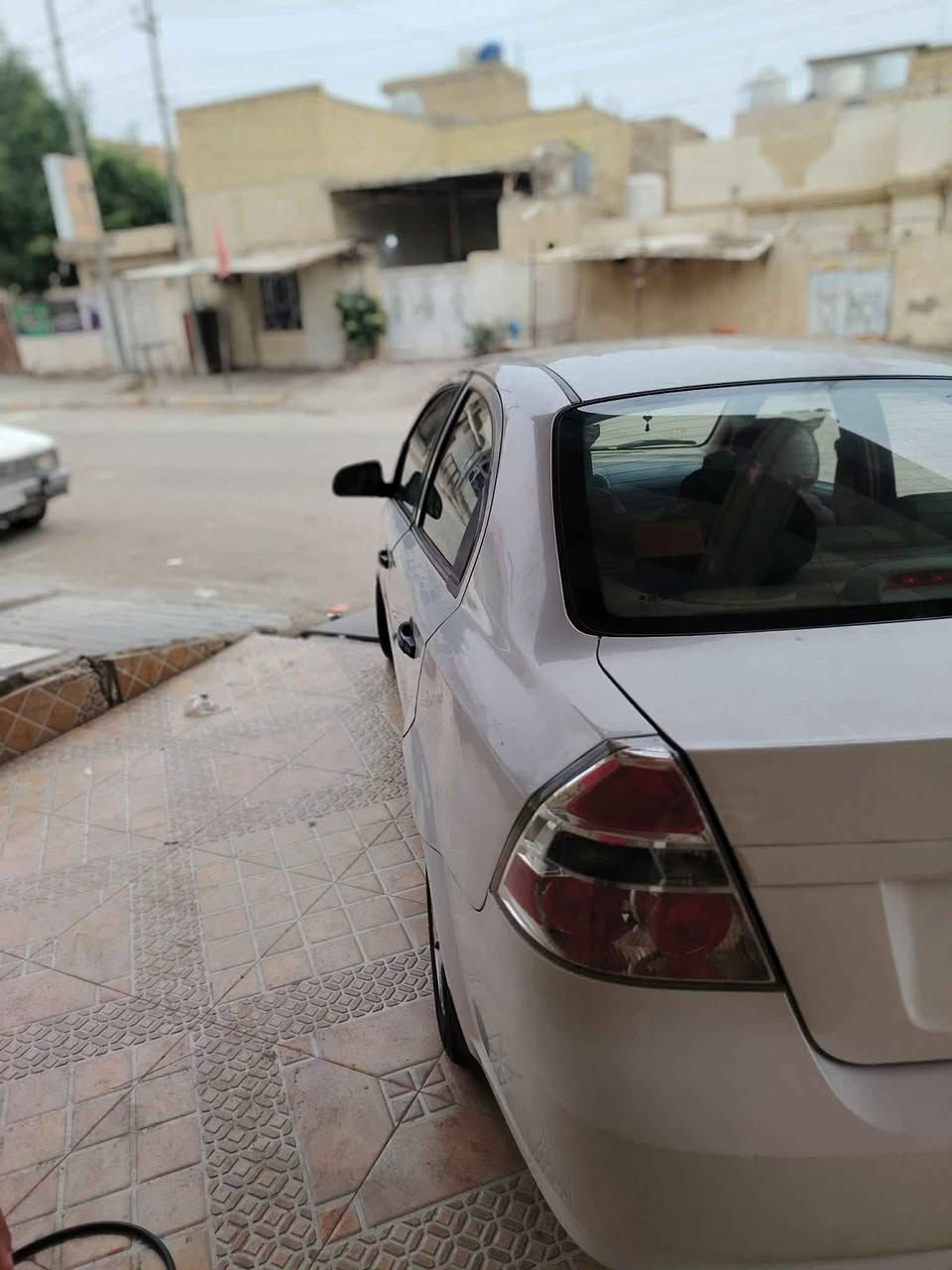 السلام عليكم اڤيوو خليجي اللبيع محرك مفتوح مو مسكر سيارة حلوة مالت جناي تحويل ثاني يوم السيارة بااسمي وكير ومحرك وتخم تاير وحدادية بالجيس 
الضرر مبدل باب السائق  بدون ضرر داخلي مع وجود بارد خفيف في الجاملغ الخلفي   السعر 65 وبيه مجال الطيبين  رقم *********** العنوان ذي قار مركز المدينه Singapore
