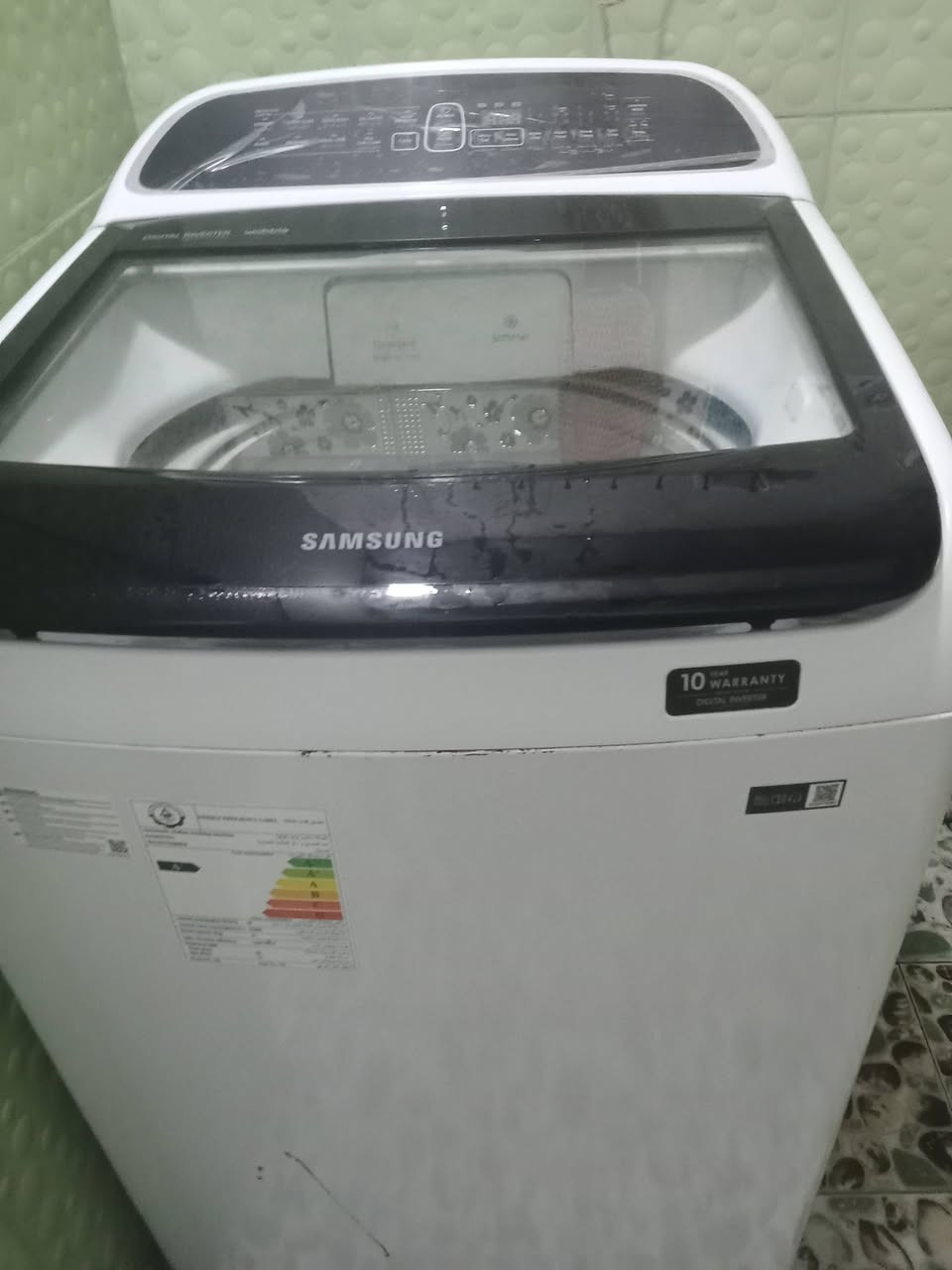 غسالة اوتماتيك سامسونك الحجم 15 كيلو نضيف جداً تغسل بطانيه ام النفرين السعر 250 العنوان البصرة كرمه علي الاتصال على هذا الرقم ***********
