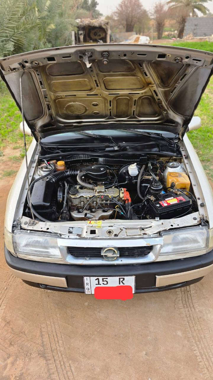 يالله اوبل فكترا للبيع موديل 93
محرك 1800دوش فتحه كير محرك صدر تخم تاير 
رقم جديد تحويل مباشر سياره مال جناي سياره احسن 
من الصور مكان السياره الانبار الرمادي جزيره البوعبيد
السعر35مجال بصيط للستفسار ***********
