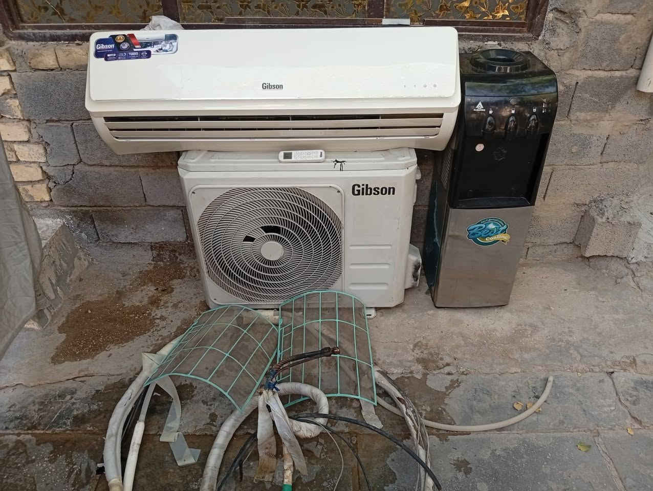 سبلت ثنين 2طن جيبسون كمل من كلشي شغال ما نقص شي سعر 450 وبي مجال بغداد بواري وريمود وتعلكه وياء وكبلاته  مابي نقص ***********
